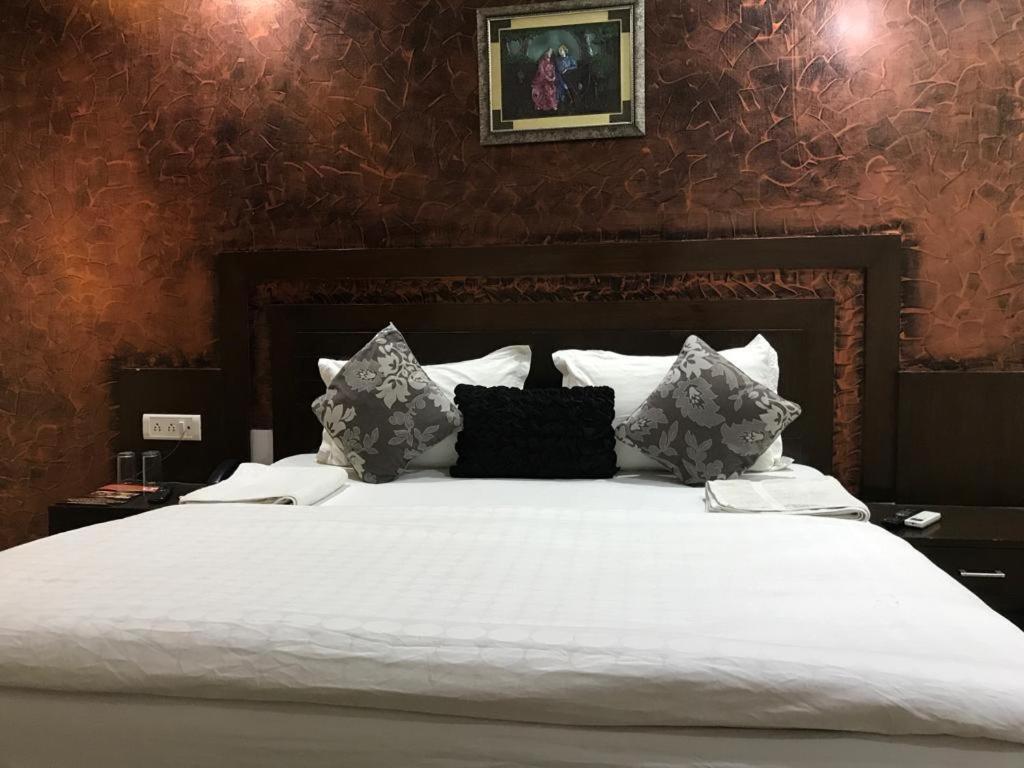 Adb Rooms Udhav Palace ニューデリー エクステリア 写真