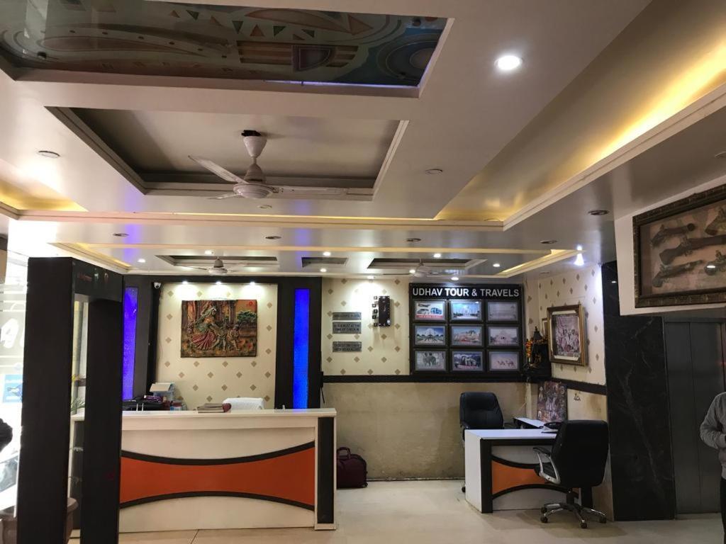 Adb Rooms Udhav Palace ニューデリー エクステリア 写真